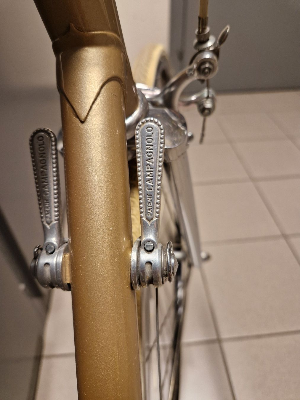 Bianchi Biciclette: Vélo de course Bianchi taille L vintage – Usato da Grand-Lancy venduto da jer_m8tv 5