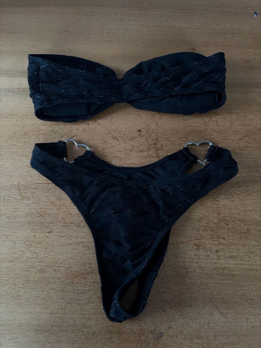 Badekleider & Bikinis: Bikini schwarz mit Ringdetail Grösse S – Gebraucht aus Opfershofen TG von dan_nxk8 1