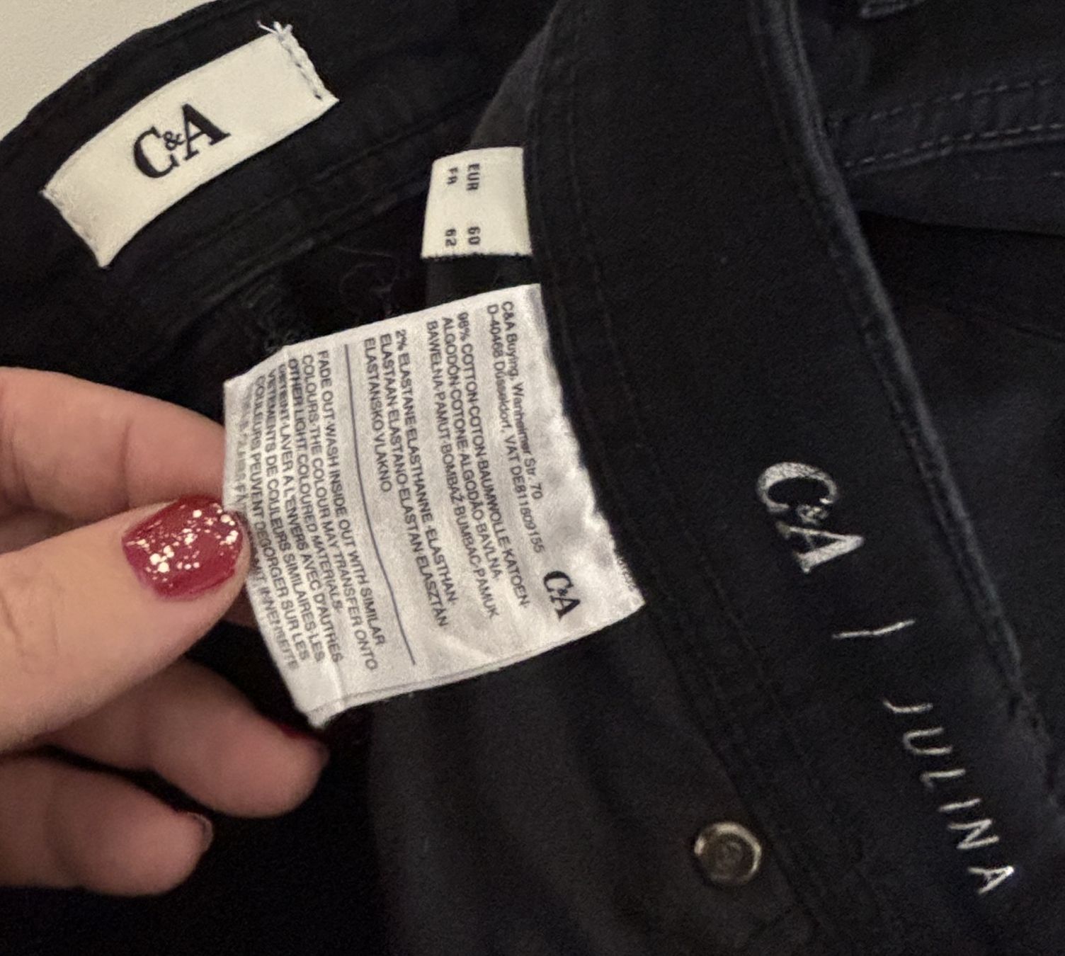 Pantaloni: C&A schwarze Jeans Hose lang – Usato da Buchs AG venduto da SellAndBuyX 1