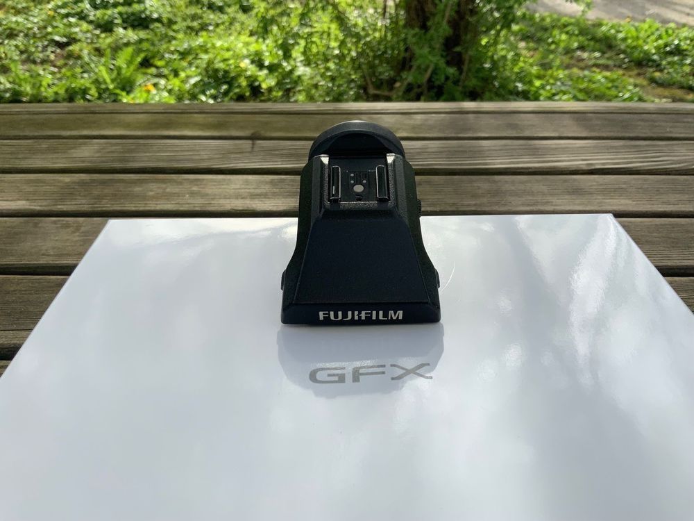 Fujifilm Kamera: Fujifilm EVF-GFX1 Sucher – Gebraucht aus Zug von 6Optimus 2