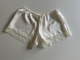 Intimissimi Seidenshorts mit Spitze Gr. S – Elfenbein