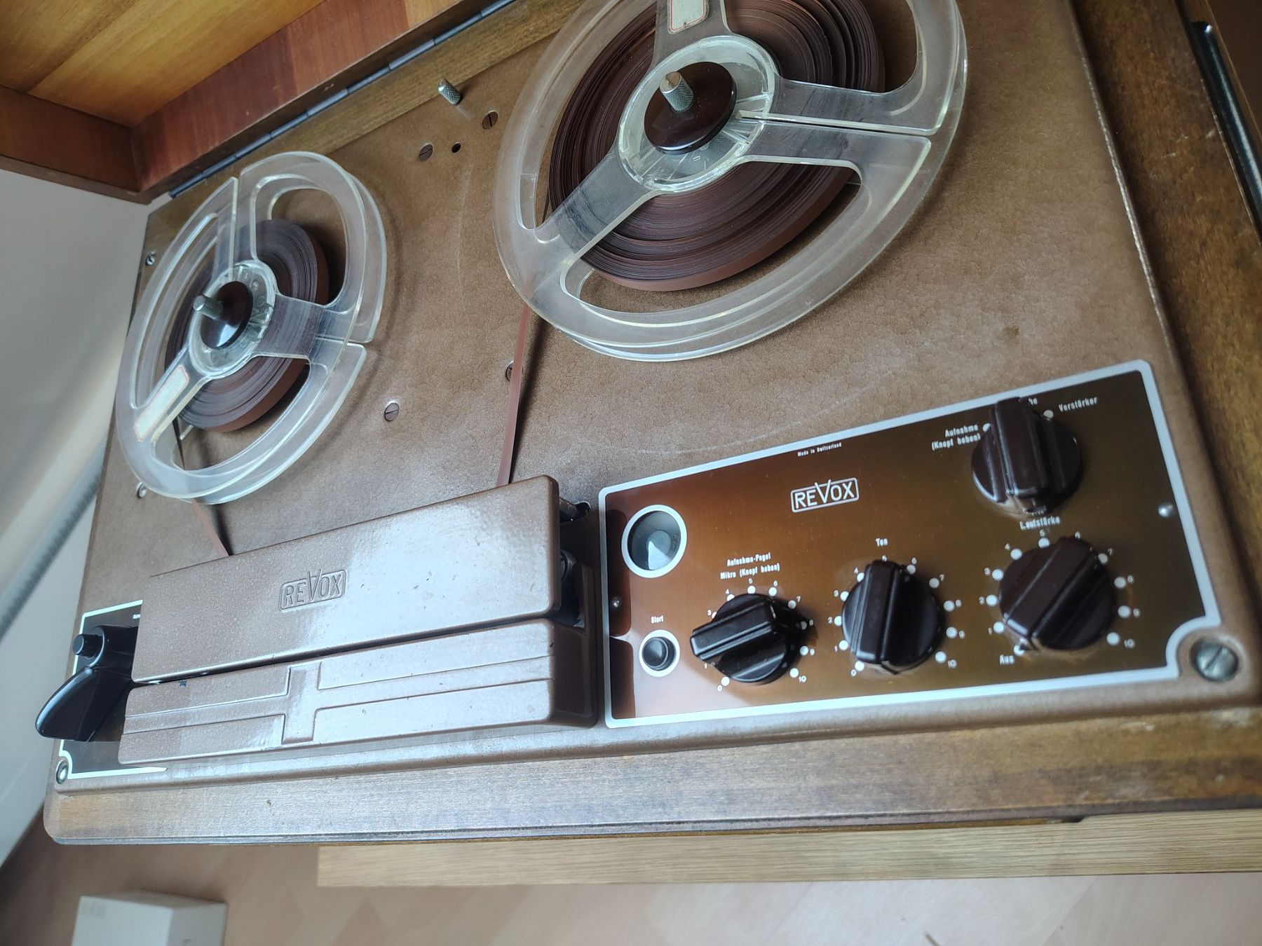 Revox Apparecchi a nastro: Studer Revox T 26 tondband – Usato da Basel venduto da Threemice 2