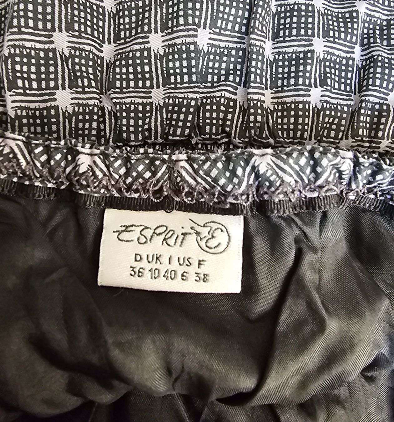 Esprit Vestiti: Esprit Cocktail Kleid Gr. 36 - super chic – Usato da Füllinsdorf venduto da Sunnebliemli7 7
