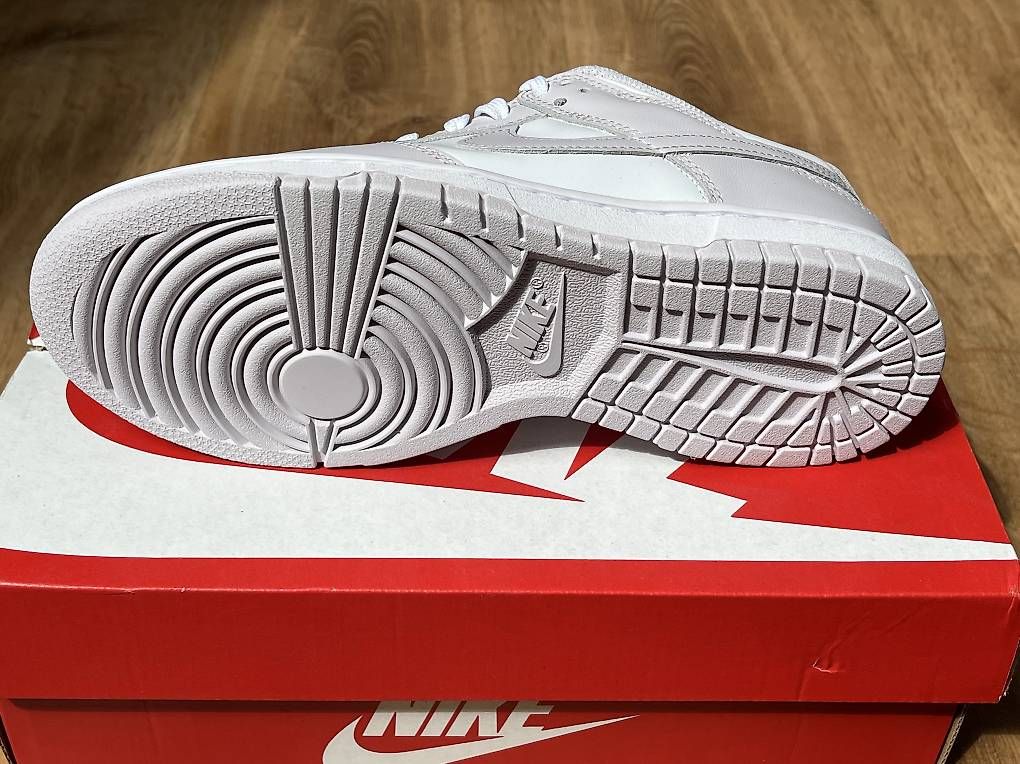 Damenschuhe: Nike Dunk Low Venice / 37,5 / NEU / Sneaker – Gebraucht aus Uttwil von gol_85mj 4