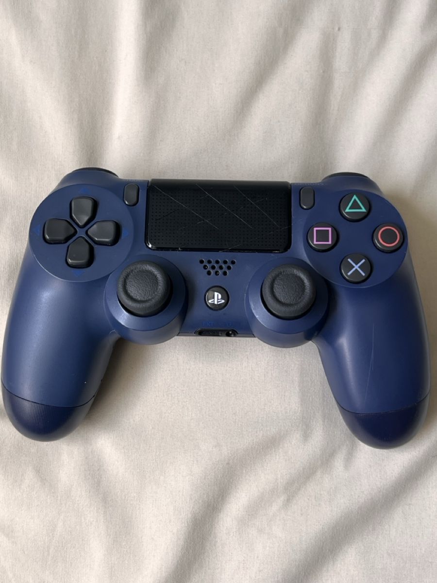 Sony Console: PlayStation 4 Controller - Limited Edition – Usato da Winterthur venduto da ChicMarkt