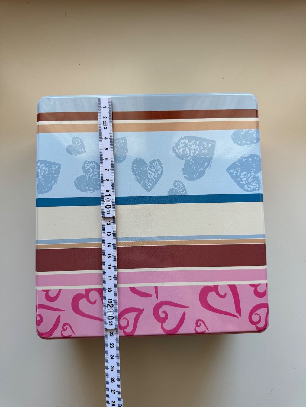 Altro in Decorazioni & Accessori: Hübsche Keksdose, Blechbüchse mit Herzen – Usato da Grosswangen venduto da Second_hand_paradise 1