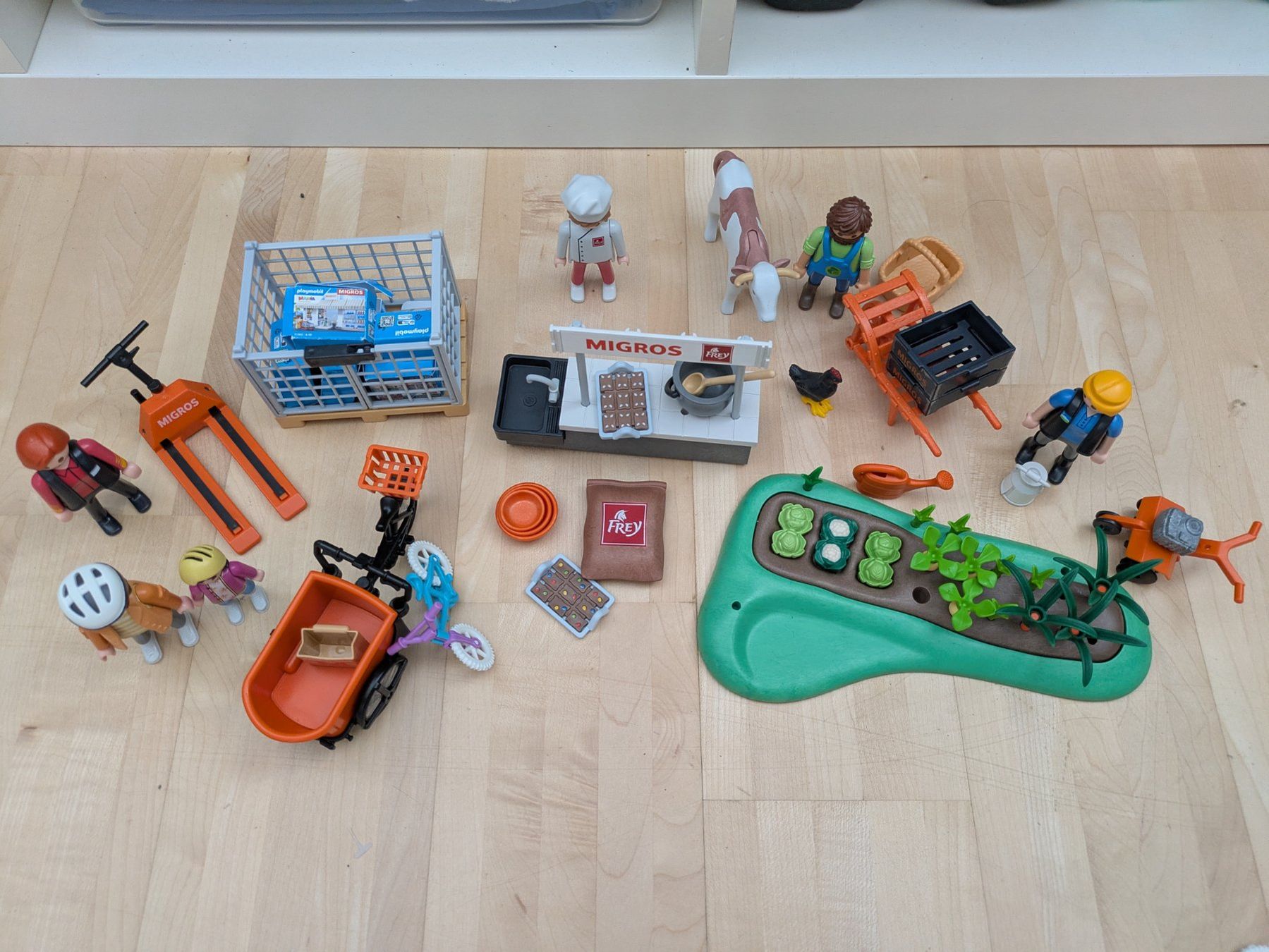 Playmobil Jouets: Playmobilset: Migros Set gross – D'occasion à Bern par macsandra