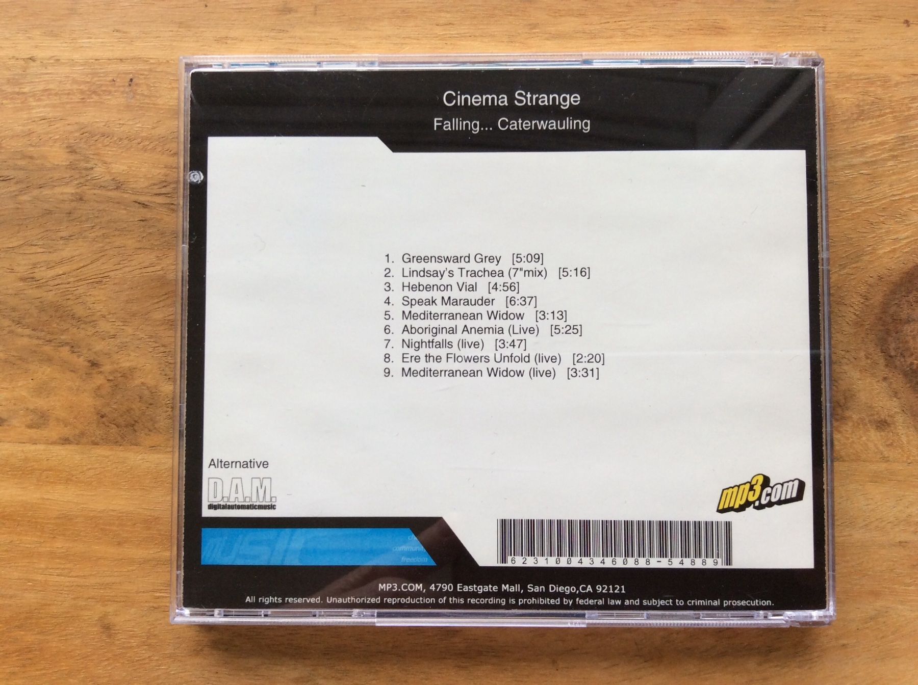 CD: Cinema Strange - Falling... Caterwauling – Usato da Horgen venduto da flyingpenguin2000 1
