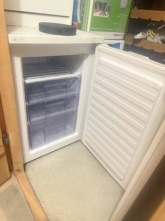 Congelatori: Gefrierschrank   – Usato da Wil SG venduto da mil_h2qv 3