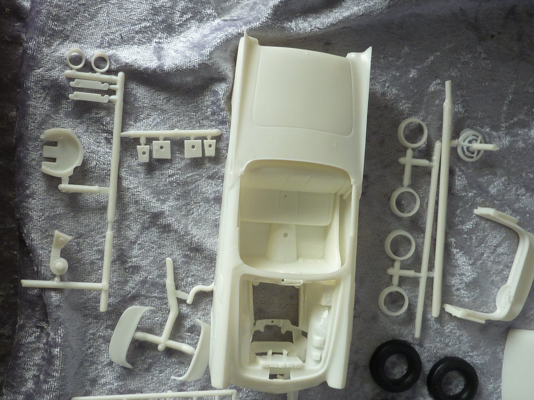 AMT/ERTL Modellini d'auto: Ford Thunderbird 1957 1:25 – Usato da Dürrenäsch venduto da modellautos4you 4