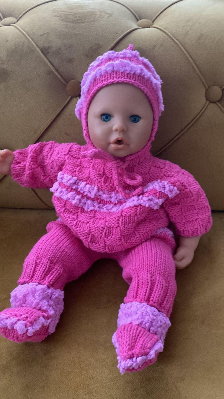 Poupées: gestrickte Puppen Kleider, handarbeit – D'occasion à Dagmersellen par Arcticsnow2017 4