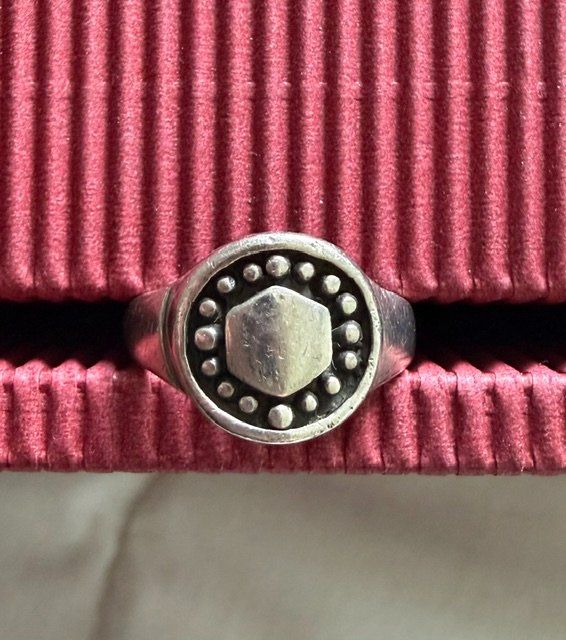 Anelli: Ring 925 Silber hexagon design Grosse 53/54 – Usato da Osco venduto da Electric_Elsie 3