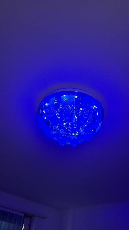 Lampadari & plafoniere: Très beau lustre à vendre  – Nuovo e nell'imballaggio originale da Delémont venduto da eng_lsm2 1