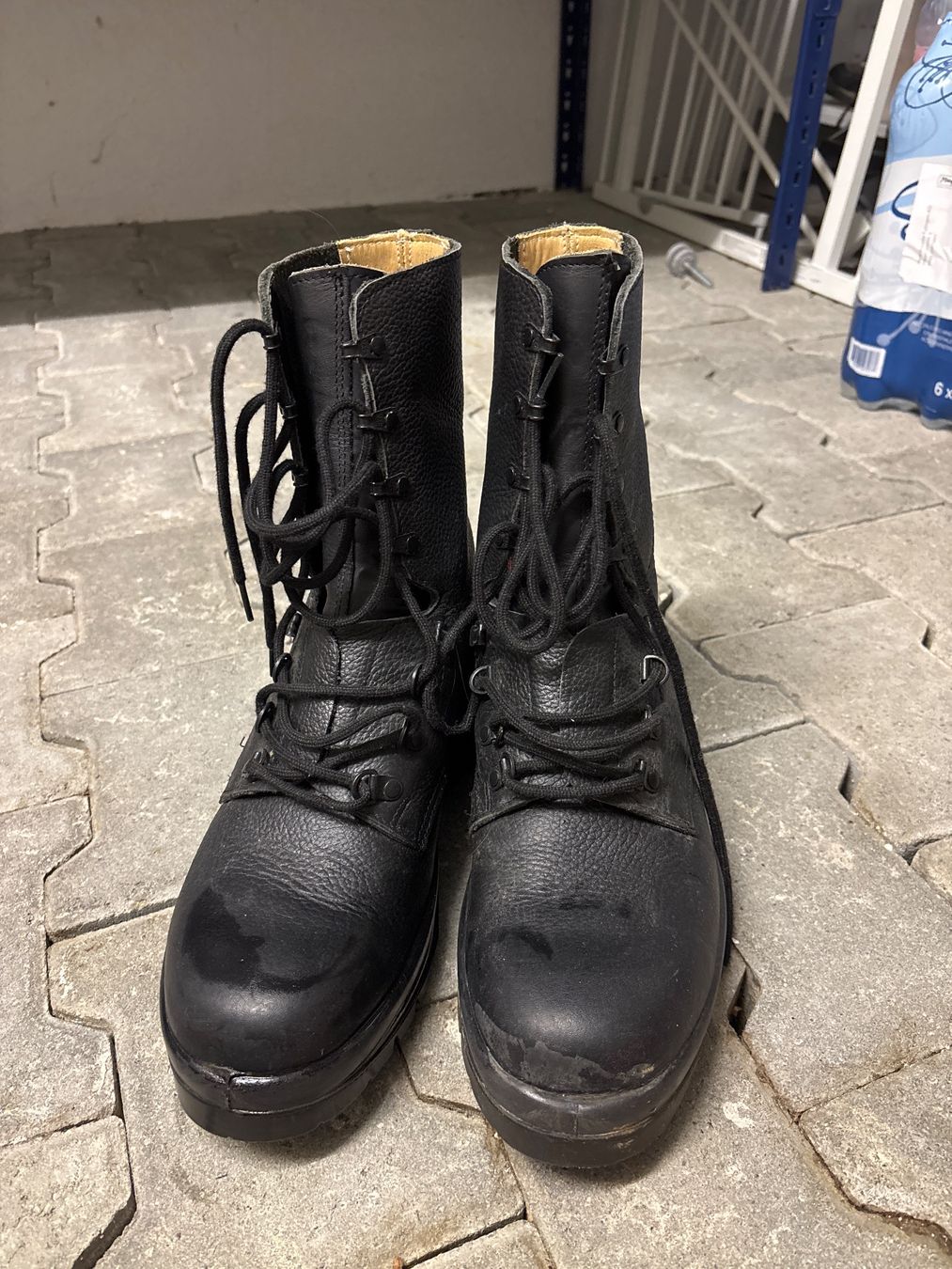 Minerva Chaussures hommes: Militärstiefel - Leder, schwarz – D'occasion à Aarau par aargauer88