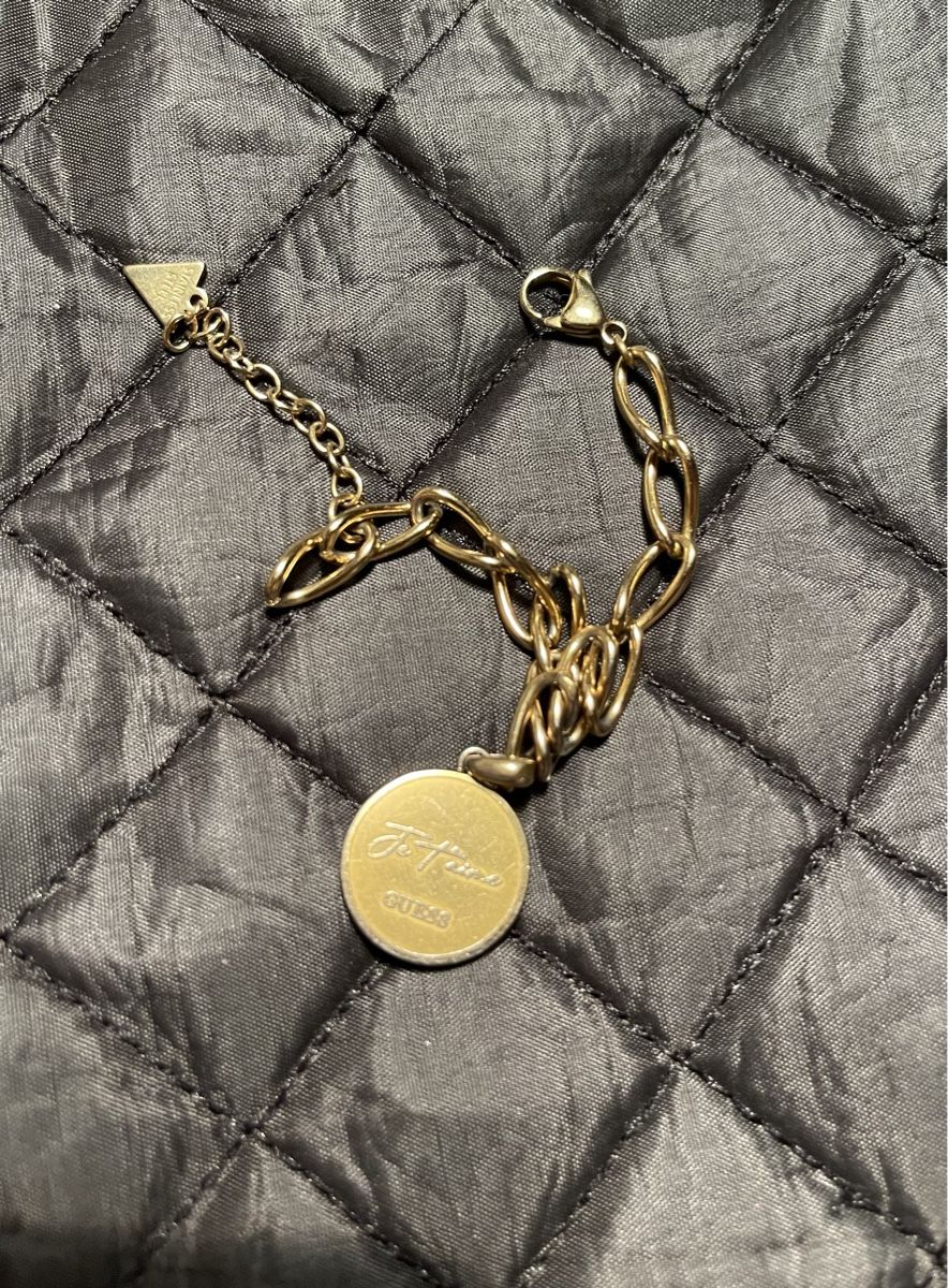Bracciali & Braccialetti: Bracciale Guess con ciondolo a cuore dorato-Chic e elegante – Usato da Gordevio venduto da LanaZimm 3