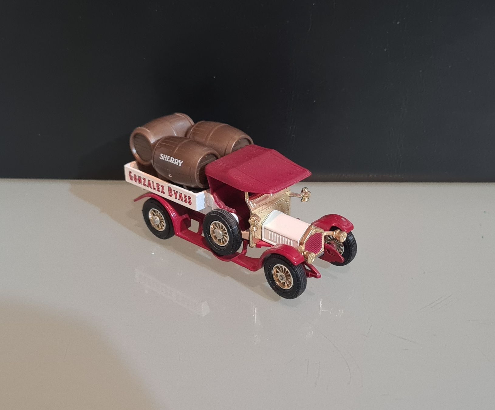 Matchbox Modellini d'auto: Matchbox Grossley 1:43 – Usato da Uetendorf venduto da myhome12 2