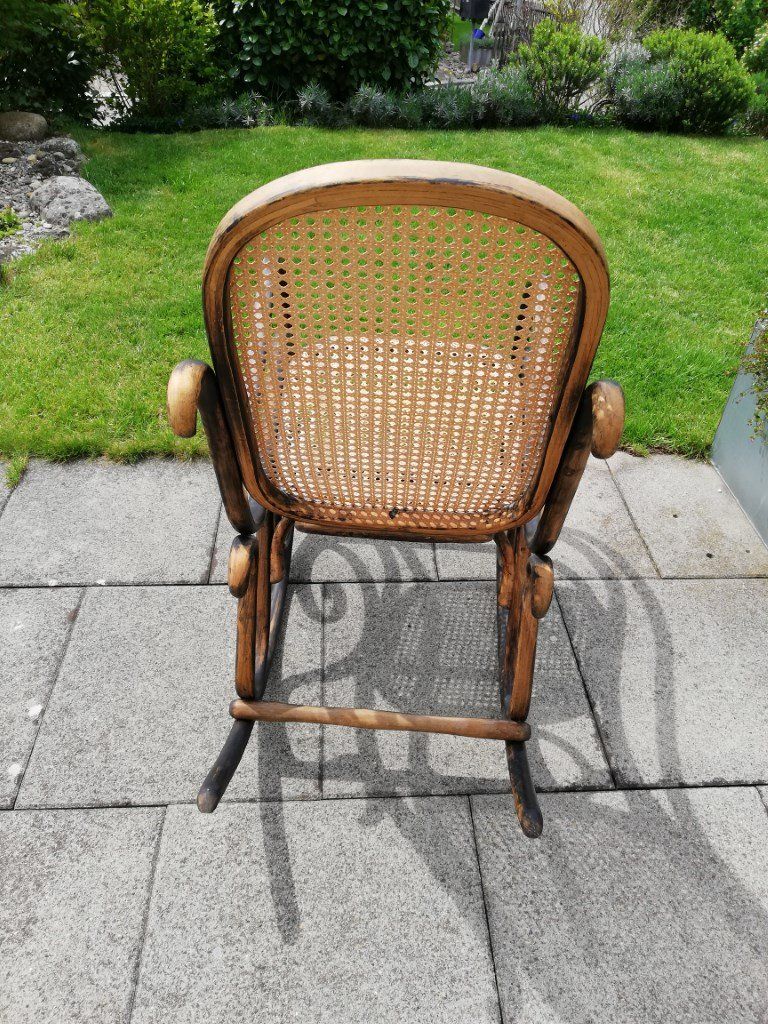 Thonet Poltrone: Thonet Schaukelstuhl – Usato da Uster venduto da walderk 2