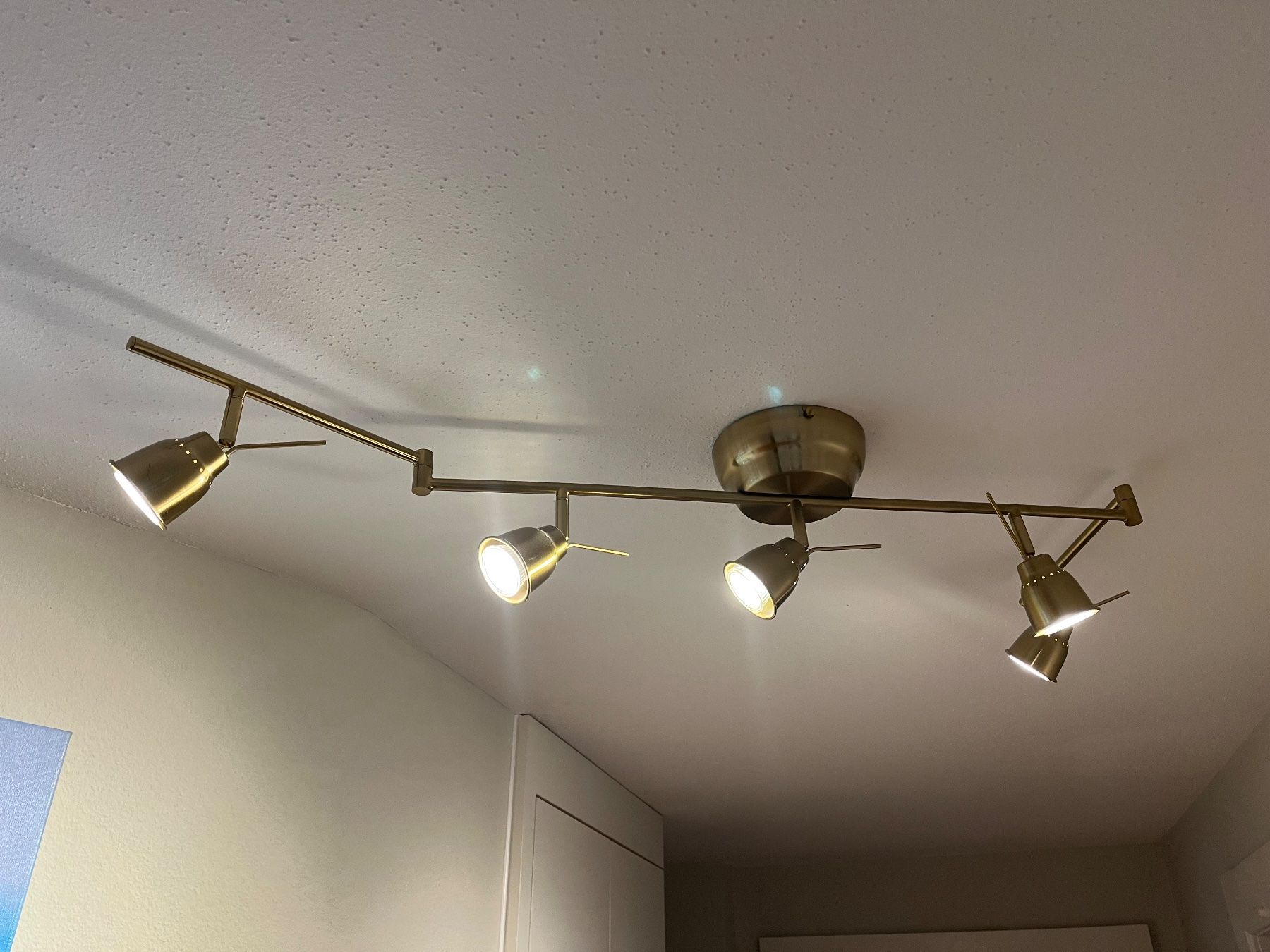 Ikea Kronleuchter & Deckenlampen: IKEA Lampe (Barometer) Deckenschiene mit 5 Spots – Gebraucht aus Zürich von oli_y6vc 1