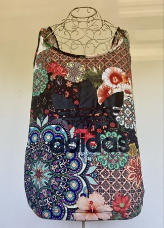 Adidas Damen Tanktop Grösse 38 Floral Print