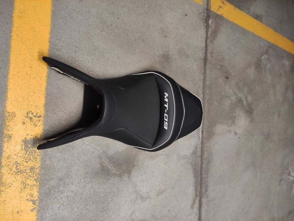 Bagster Komfortsitzbank Yamaha MT09 Kaufen auf Ricardo