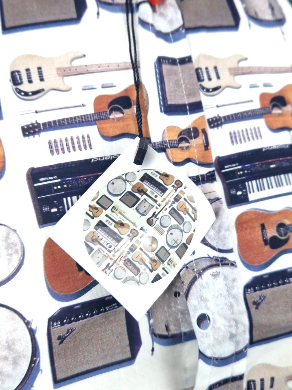 Hemden, T-Shirts & Polos: Coton Doux Hemd mit Instrumentenmuster (Gr.164) – Neu und originalverpackt aus Basel von Restwert_Basel 2