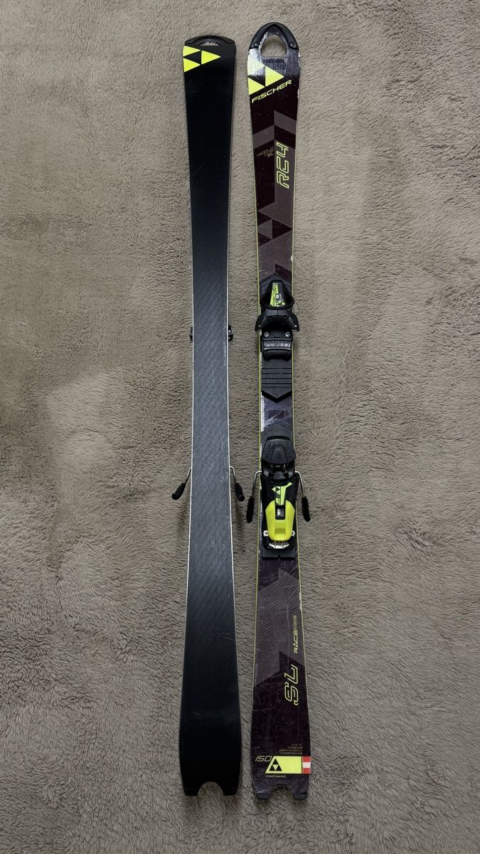 Fischer Sci: Fischer RC4 Race SL Ski 150 cm mit Bindung – Usato da Dietlikon venduto da kickboxer_999 9