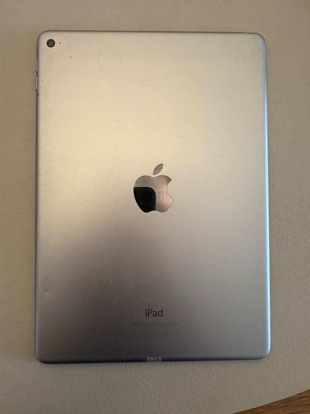 Apple Tablet PC: iPad Air 2 – 128 GB – Usato da Adliswil venduto da Busys 3