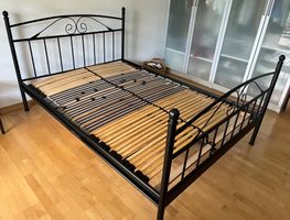 Metallbett, schwarz, 140x200 cm, mit Lattenrost, Top!