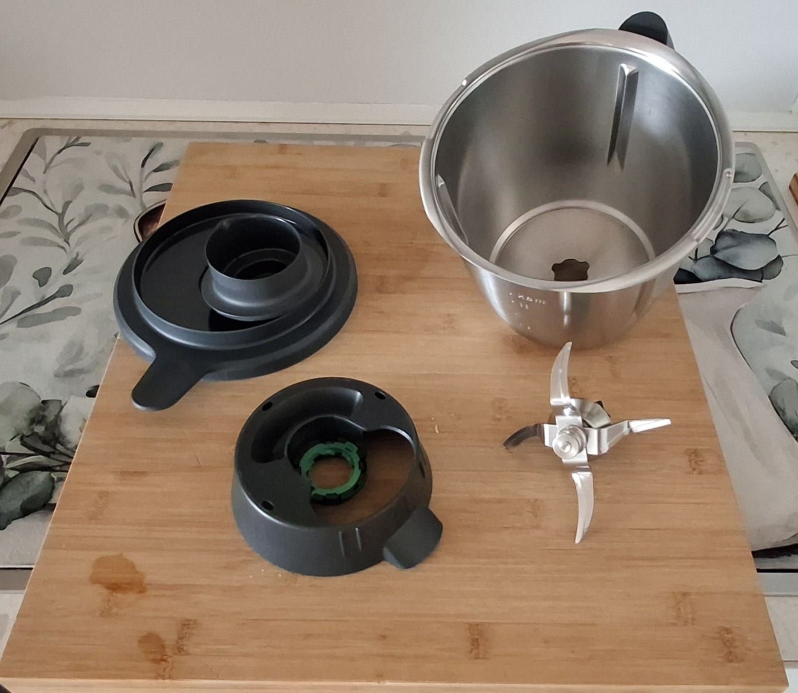 Elettrodomestici da cucina: Thermomix TM6 – Usato da Orbe venduto da ric_5ls6 3