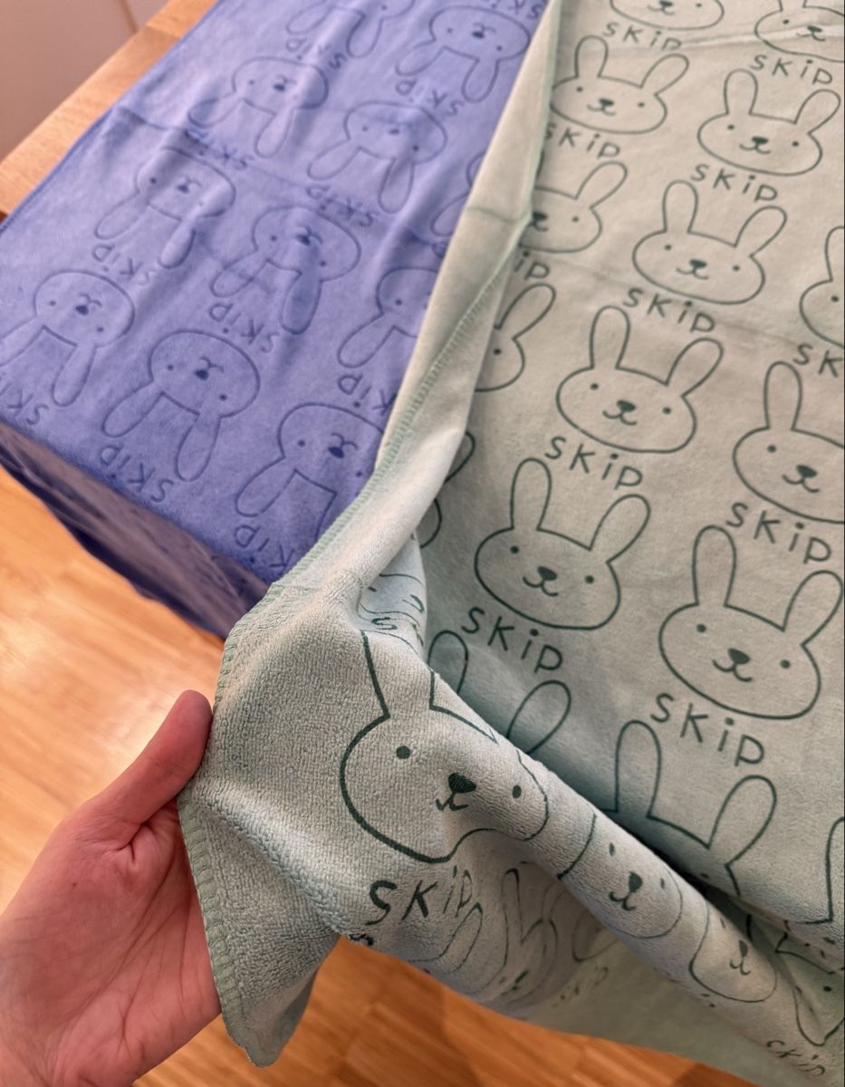 Teli da bagno: Blue and green beach towels – Nuovo (secondo la descrizione) da Adliswil venduto da Marjin 2