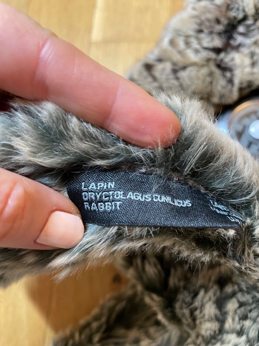 Lotti di vestiti: Real fur (rabbit) hat and scarf – Usato da Zug venduto da dim_np7l 2