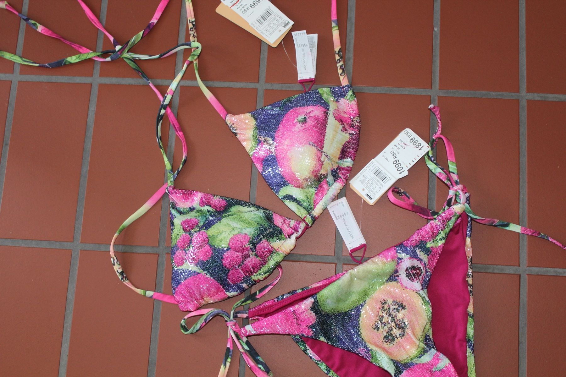 Costumi da bagno & Bikini: Bade Anzug Bikini Neu – Usato da Zürich venduto da JOD213 1
