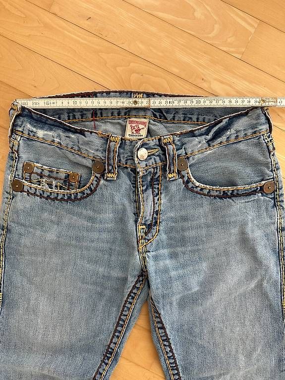 Jeans: TRUE RELIGION JEANS – Gebraucht aus Allschwil von adr_nh68 1