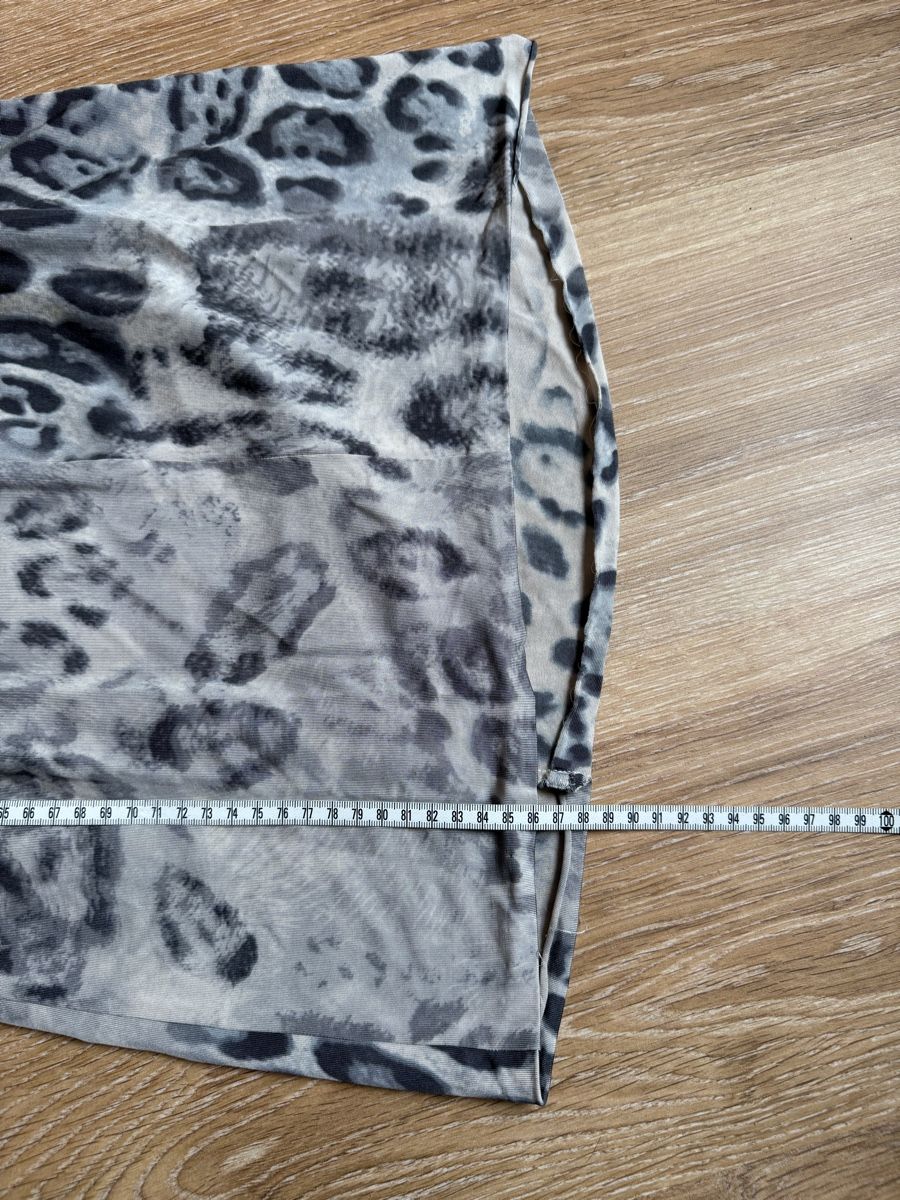 Marc Cain Vestiti: Robe beige/gris léopard Marccain, t.36/S – Usato da Tavannes venduto da Thriftshop 4