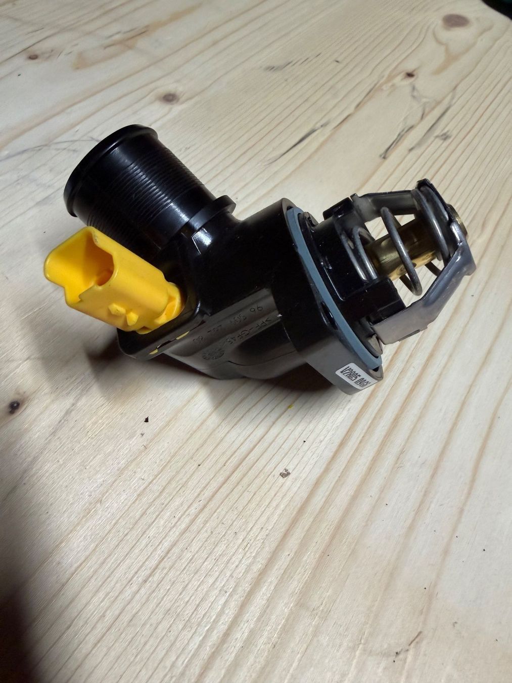 Peugeot Tutti pezzi di ricambio auto: Thermostat Peugeot – Nuovo e nell'imballaggio originale da Gontenschwil venduto da lot_qxr9 1
