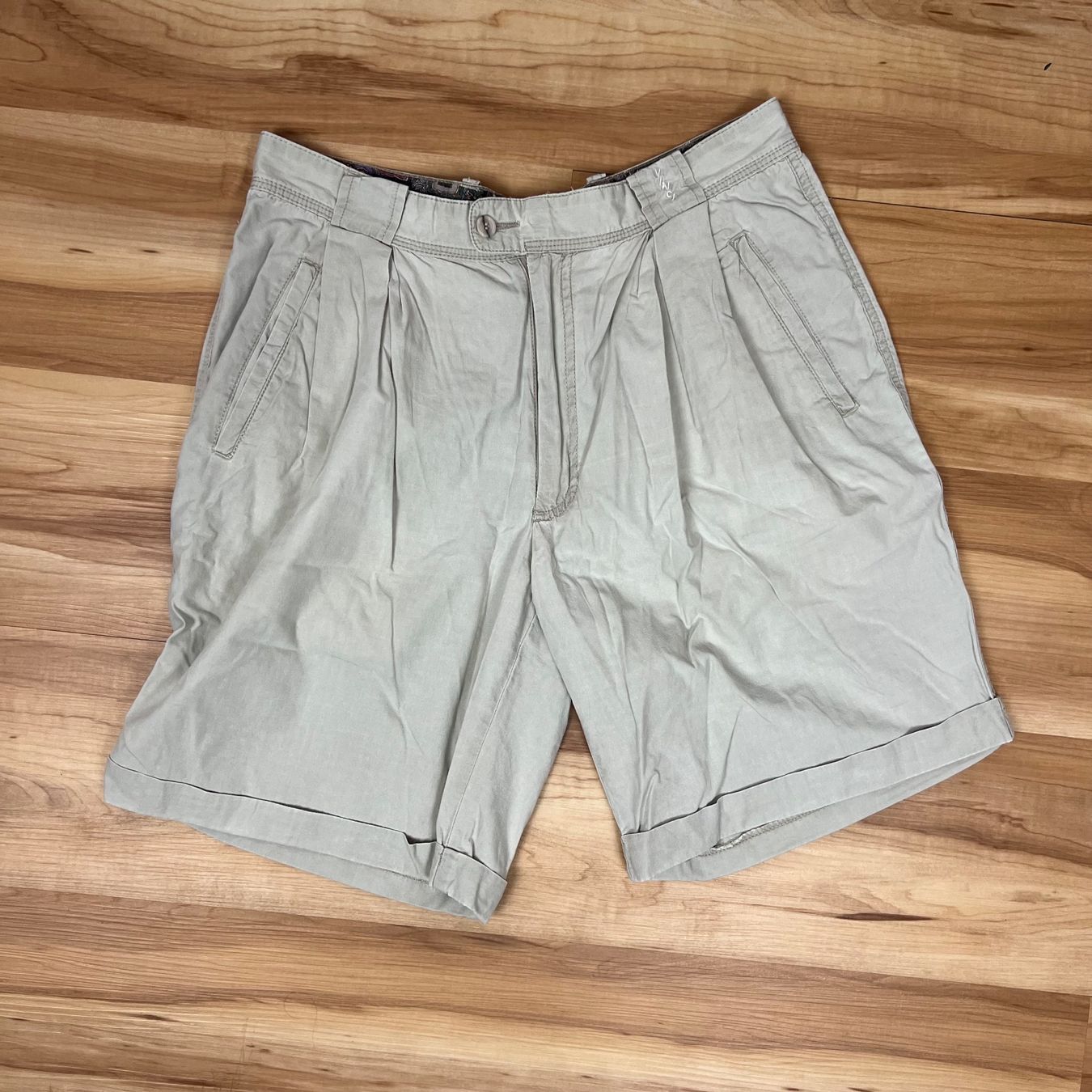 Hosen: Vintage Vinci Shorts – Gebraucht aus Herisau von 1asupply