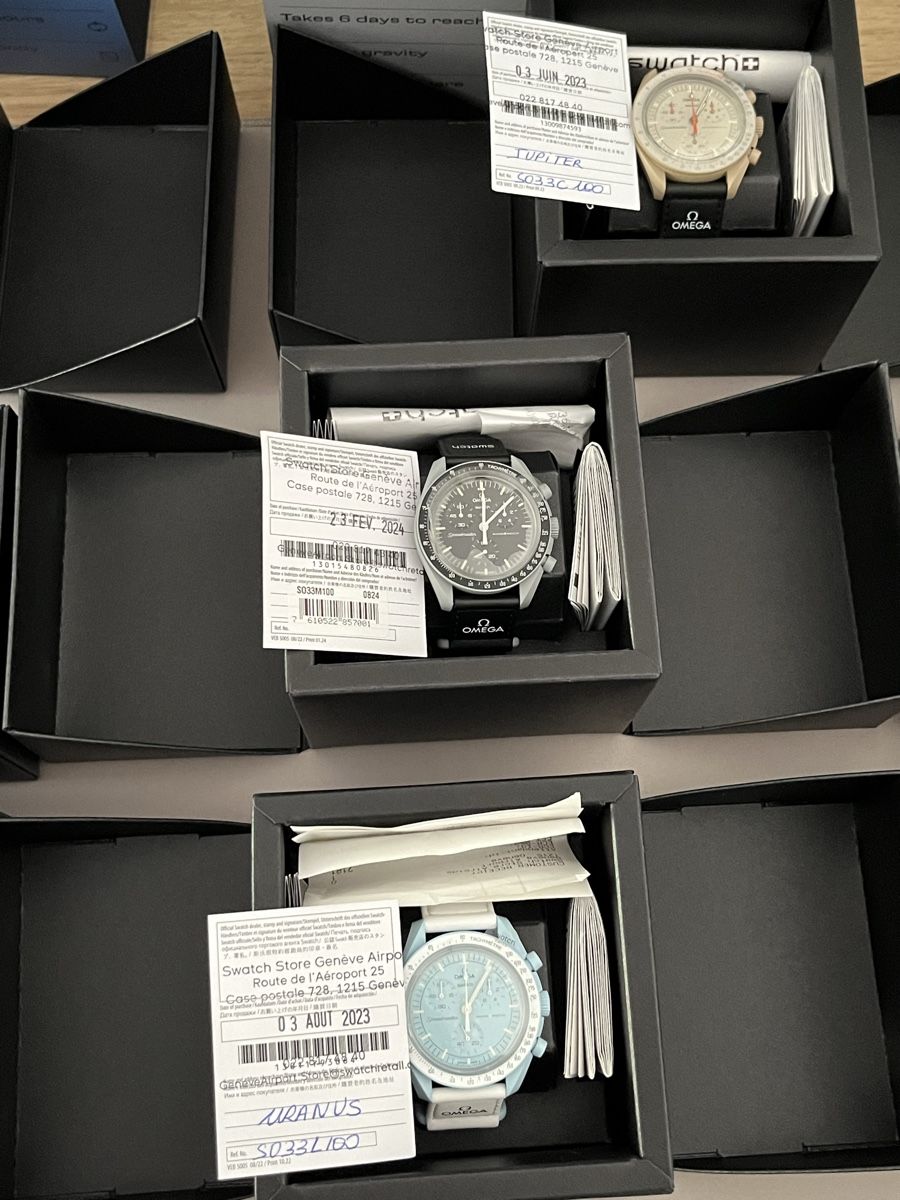 Swatch Uhren: Collection 11 MoonsWatch neuves – Neu und originalverpackt aus Fribourg von Spicchio 3