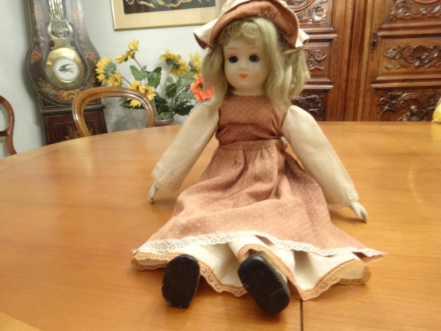Bambole: Ancienne poupée en porcelaine – Usato da Biel/Bienne venduto da milamila02 1