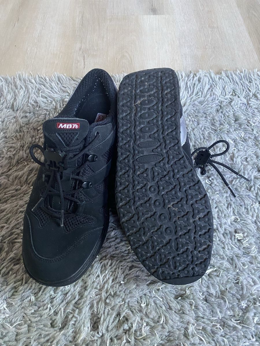 MBT Scarpe da uomo: MBT Schuhe Grösse 44 1/3  – Nuovo (secondo la descrizione) da Amriswil venduto da kar_rx2y 1