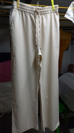 Hosen Zara beige Grösse S guter Zustand