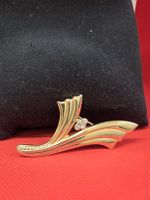Broschen Goldfarben mit Schmucksteinen guter Zustand