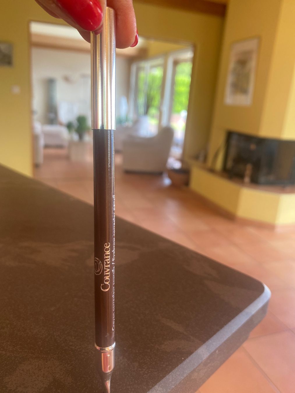 Make-up: AVÈNE Couvrance crayon sourcils brun – Usato da Belmont-sur-Lausanne venduto da chu_vxf5 2