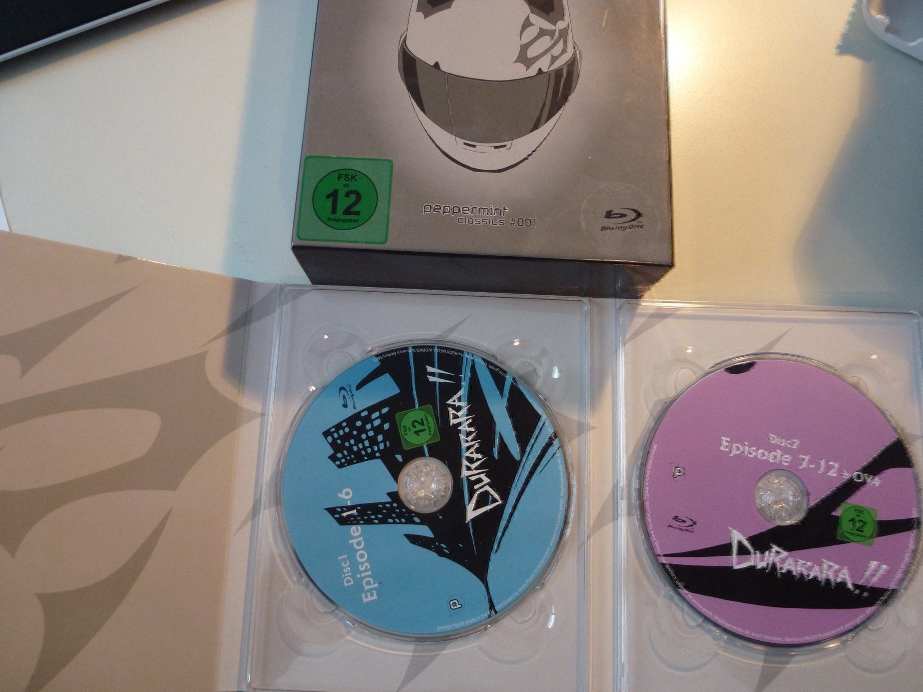 Tutti i DVDs: Durarara!! - Vol. 1 (2 Blu-Rays) + Sammelschuber – Nuovo (secondo la descrizione) da Bern venduto da Frebo 2