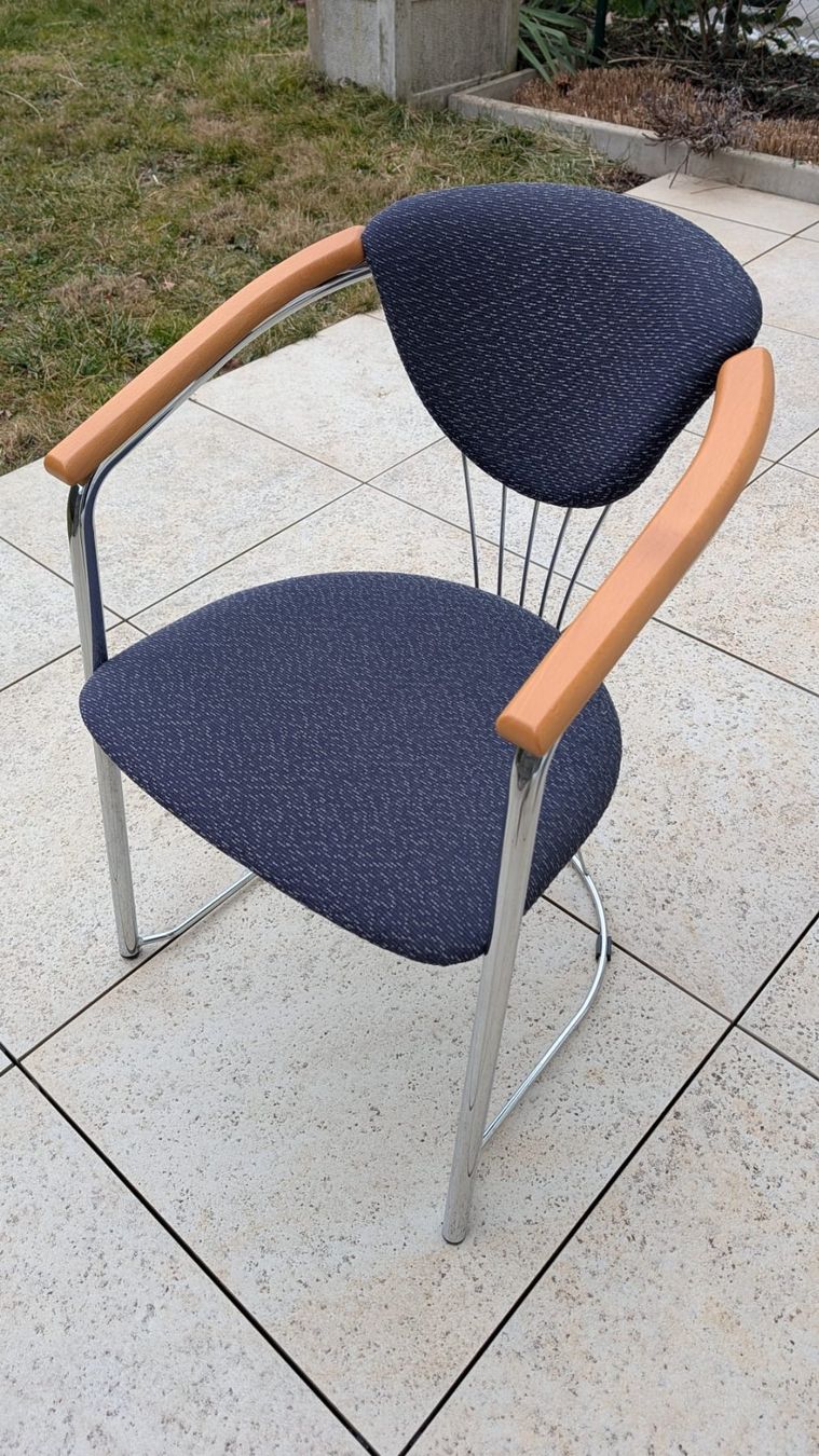 Chaises: Elegante Stühle 4 Stück – D'occasion à Gümligen par Arupam 1