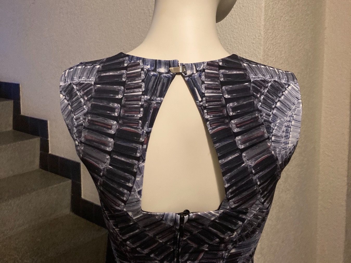 H&M Vestiti: Etuikleid von H&M – Usato da Uster venduto da Kalici1 3