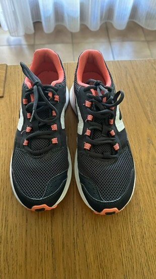 Scarpe da donna: Scarpe ginnastica donna 41 – Usato da S. Antonino venduto da day_dxs7