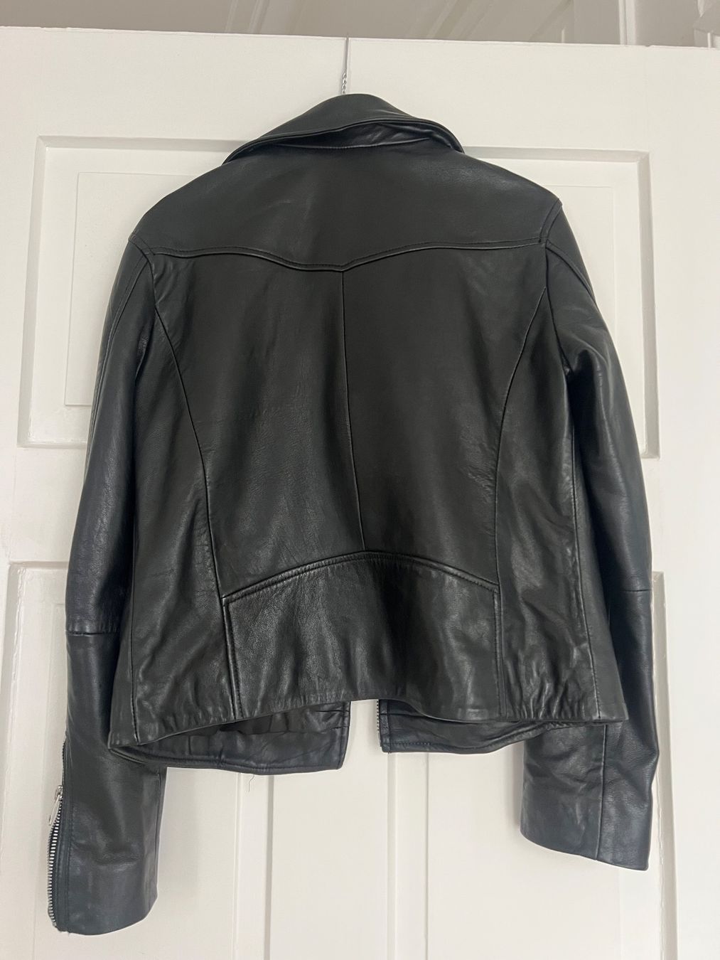 Mango Giacche: Lederjacke Mango Schwarz – Usato da Zürich venduto da JennySylvia2 1