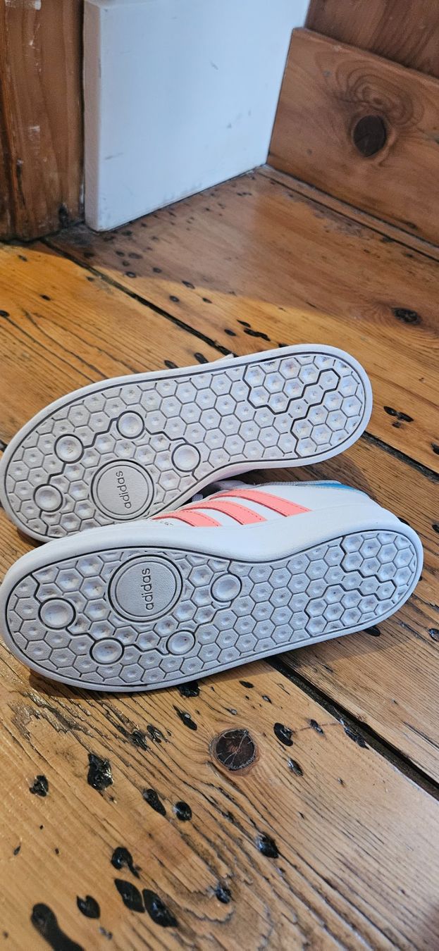 Scarpe per ragazzi: Adidas Breaknet, taille 31, parfaites le printemps ! – Usato da Vernier venduto da JulBond 4