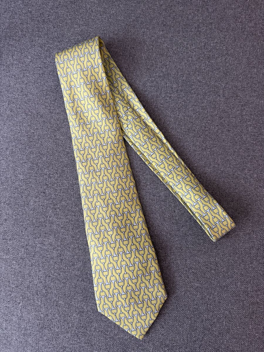 Hermès Cravatte: Cravate Hermès jaune – Usato da Genève venduto da Red_dot