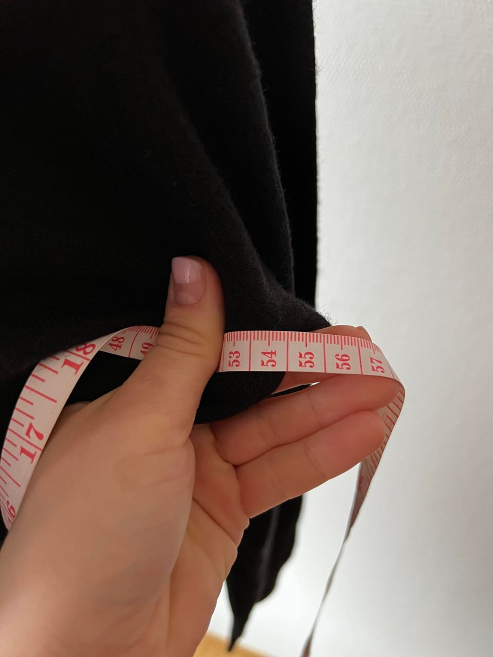Kleider: Neues Warmes Kleid S/M – Gebraucht aus Riehen von edu_92w7 1